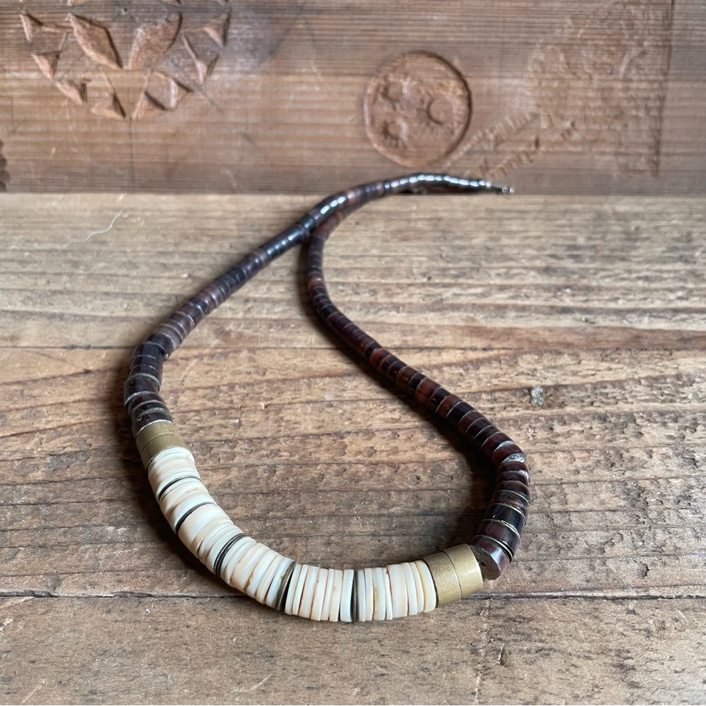 Vintage Heishi Bead Surfer Necklace Choker Cream & Brown Shell Disc
